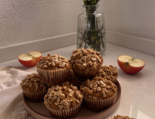 Healthy Apple Strudel Muffins