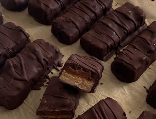 Healthy Snickers Protein Bar