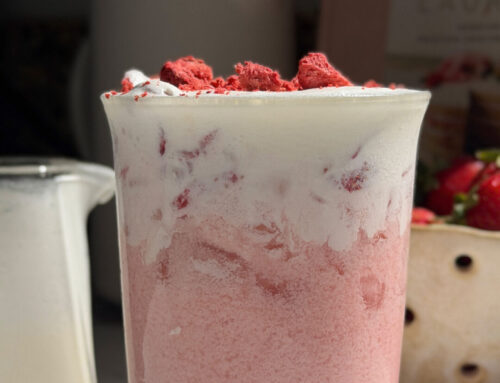 Healthy Pink Drink (Starbucks Copycat) Copycat Cafe Ep. 18